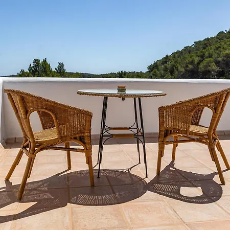 Charming Villa With Pool, Can Toni Mateu.-3